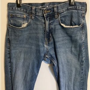 Old navy skinny jeans size 31x32
